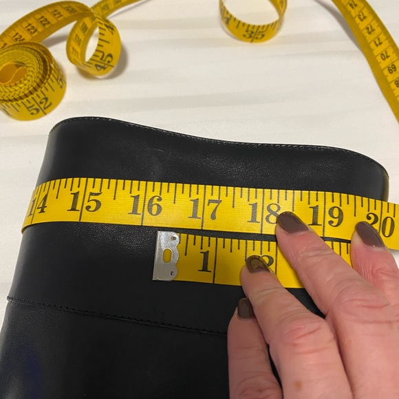 Michael Kors black leather riding Bryce Women’s boots, size 9M. - Picture 7 of 8